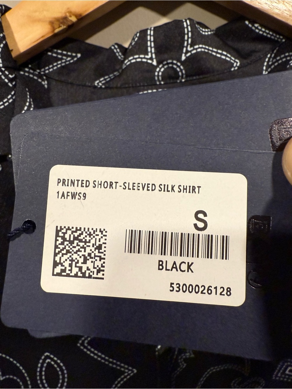 Louis Vuitton Black Short-Sleeve Monogram Print Button-Down Shirt w/shorts (Set) image 8